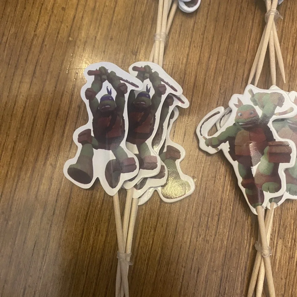 16 Pcs, Teenage Mutant Ninja turtles Cupcake Toppers‎ Birthday Party Supplies